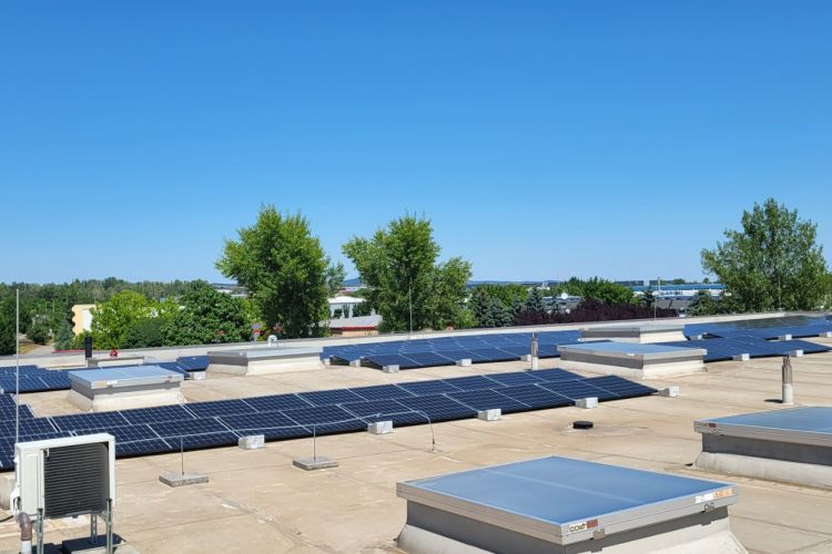 Alba Lux Invest Kft. - Székesfehérvár - 110 db Canadian Solar CS6L-455MS Napelem / Fronius Tauro ECO 50-3-D Inverter