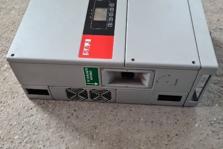 SAJ Suntrio Plus 12K, wifi kártyával