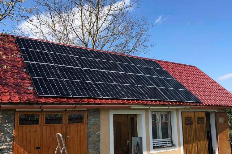 Taliándörög - 14 db Q-cells 390 Wp monokristályos félcellás PERC napelem Huawei 450 W optimalizálókkal 