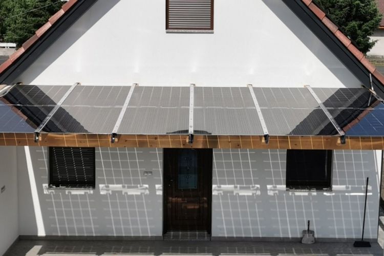 Badacsonytomaj - 12 db Soli Tek 320 Wp monokristályos üveg-üveg napelem