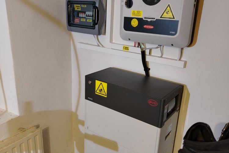 Dudar - 11 db Canadian Solar CS6L-455MS Napelem / Fronius Symo GEN24 5.0 Plus Inverter / BYD Battery HVS 10.2 Akkumulátor