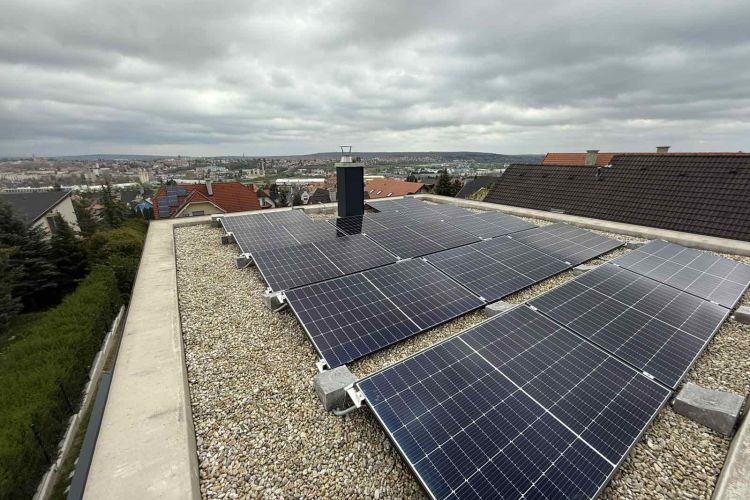 Sopron - 14 db Canadian Solar CS6L-455MS Napelem / Huawei SUN2000-8KTL-M1 Inverter