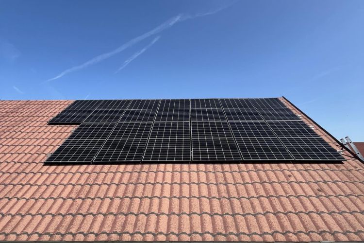 Ősi - 13 db Canadian Solar CS6L-455MS Napelem / Huawei SUN2000-5K-MAP0 Inverter / Huawei LUNA2000-10-S0 Akkumulátor