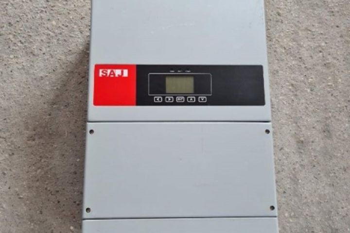 SAJ Suntrio Plus 12K, wifi kártyával