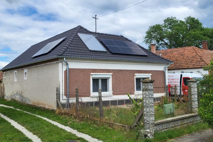 Kemenesszentpéter - 6 db Canadian Solar CS6L-455MS Napelem / Huawei SUN2000-2KTL-L1 Inverter