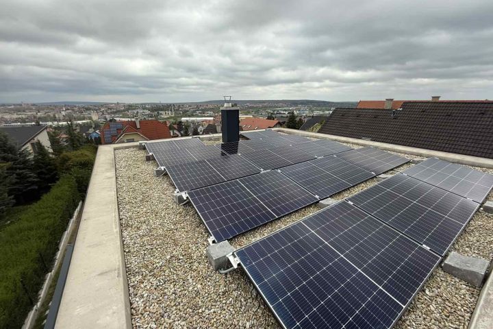 Sopron - 14 db Canadian Solar CS6L-455MS Napelem / Huawei SUN2000-8KTL-M1 Inverter