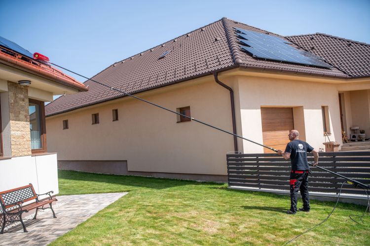 Napelem mosás és karbantartás