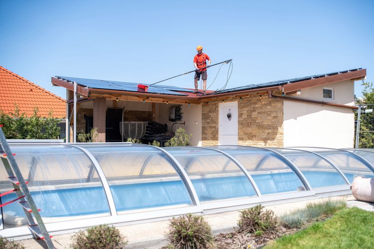 Napelem mosás és karbantartás