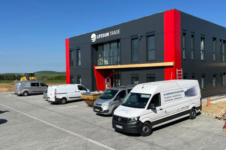 FIGYELEM - ÜGYFÉLFOGADÁSI VÁLTOZÁS